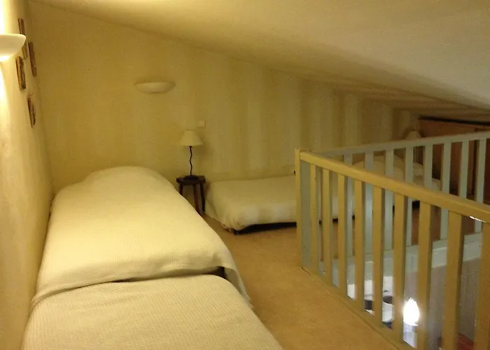 Des Pins 3* Mane (Alpes-de-Haute-Provence)